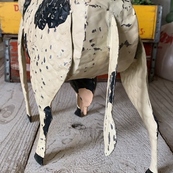 Large Metal Cow Figure - Picture 6 of 9